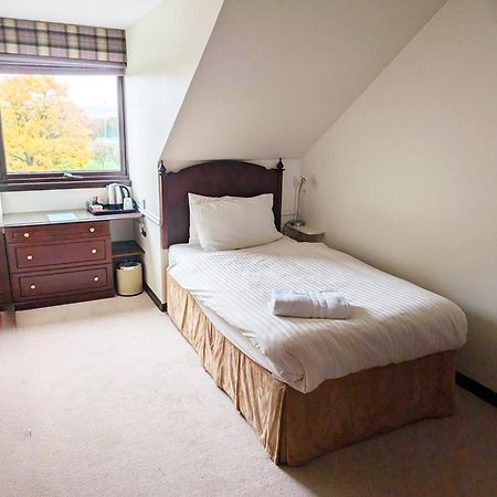 Strathburn Hotel Inverurie By Compass Hospitality Экстерьер фото