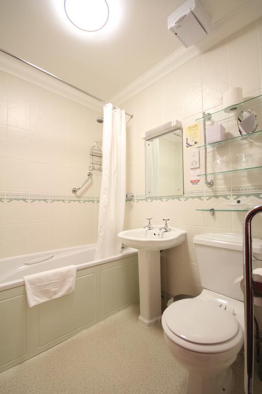 Strathburn Hotel Inverurie By Compass Hospitality Экстерьер фото
