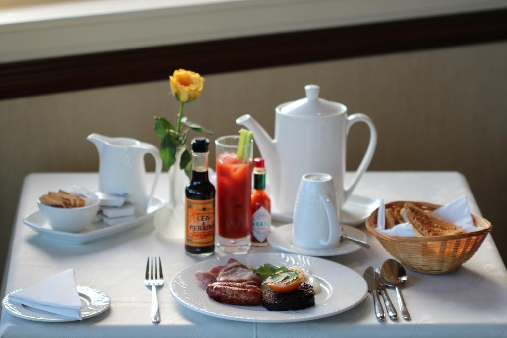 Strathburn Hotel Inverurie By Compass Hospitality Экстерьер фото
