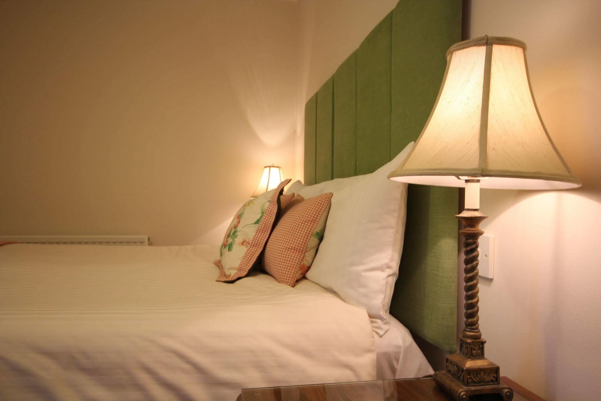 Strathburn Hotel Inverurie By Compass Hospitality Экстерьер фото